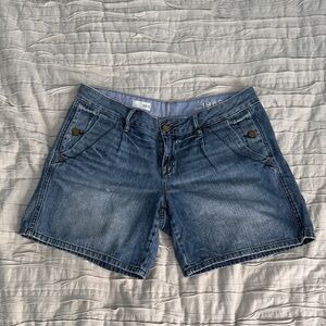 GAP Blue Jean Shorts for Women 29
